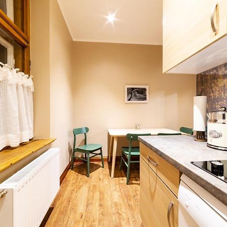 리가 Gourmet Storie'S Ap 68Sqm Renovated Free Parking 아파트 외부 사진